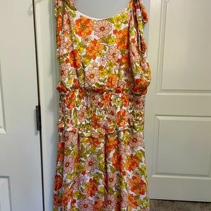 NWOT Conceptive Concepts Small vibrant lined sleeveless dress. Smocked waist.